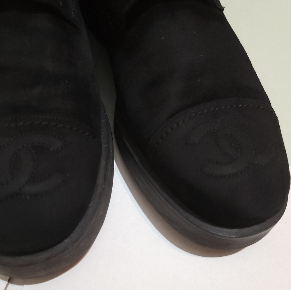 Vintage Chanel Suede Combat Boots 37.5 - Picture 3 of 8